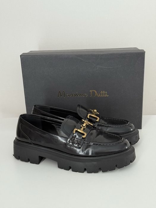 Лофери Massimo Dutti