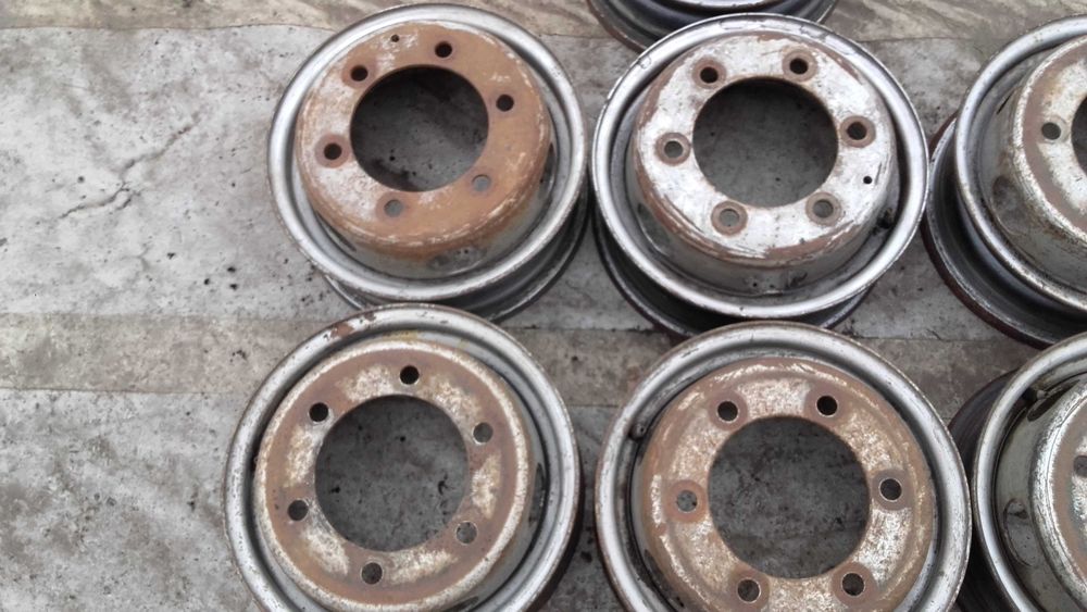 Felga 14" Volkswagen VW Lt blizniak 1975-96r