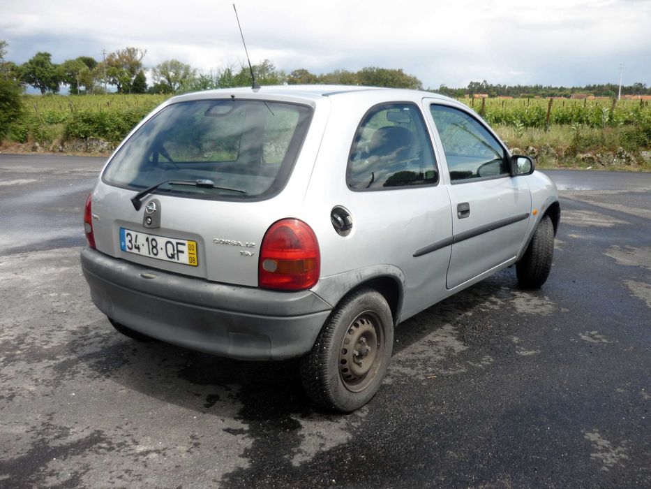 opel Corsa B 1.2i 16V gasolina