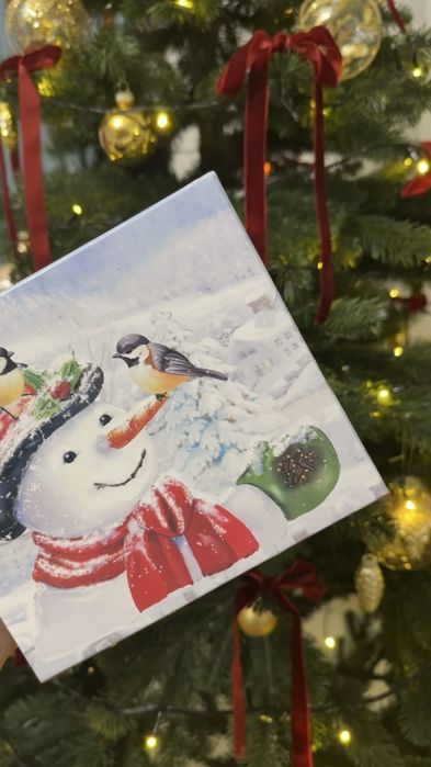 Новорічна чашка з принтом сніговика