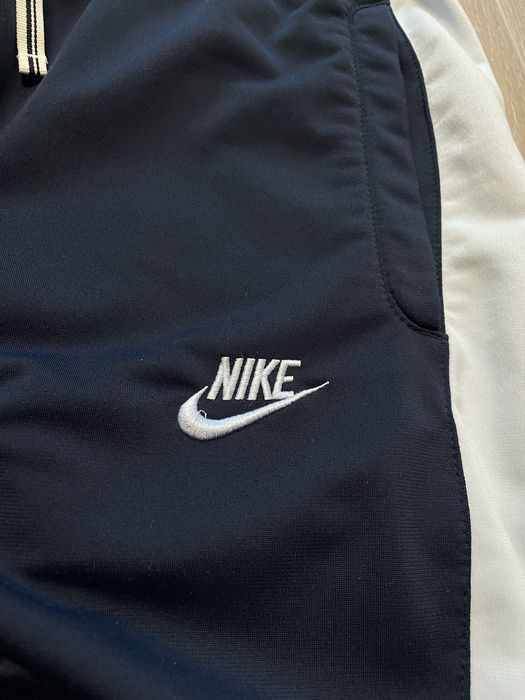 Спортивні штани Nike