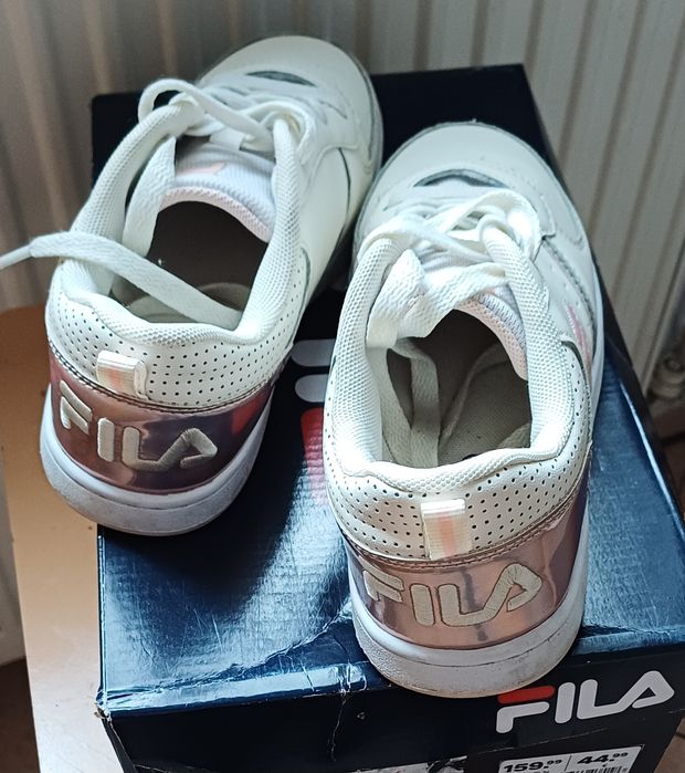 Buty jasne  fila