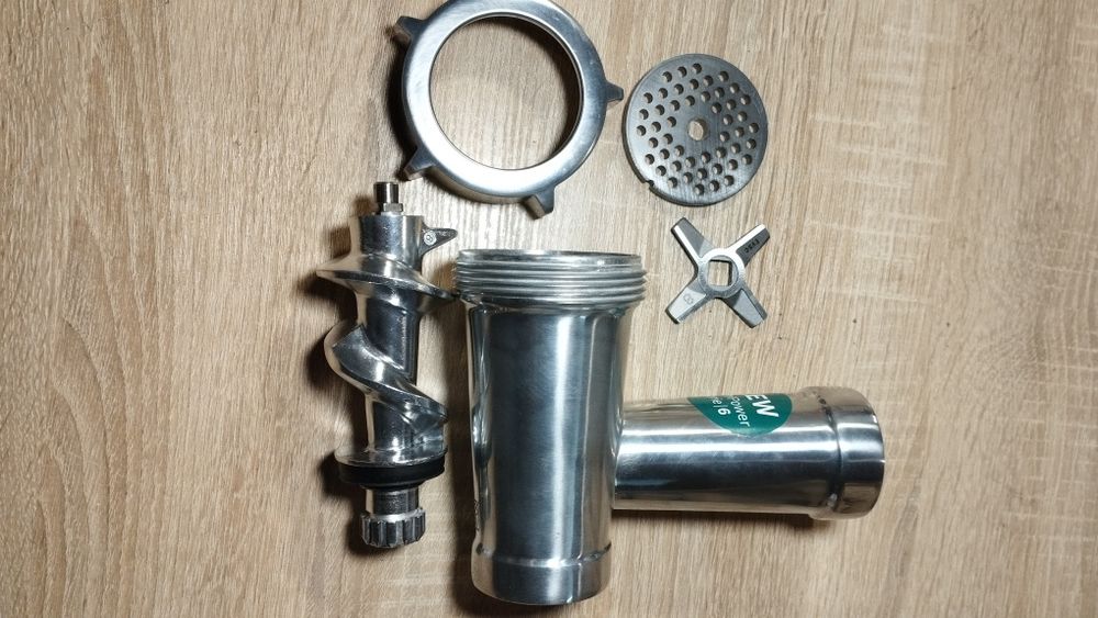 Мясорубка Bosch	MFWS660B