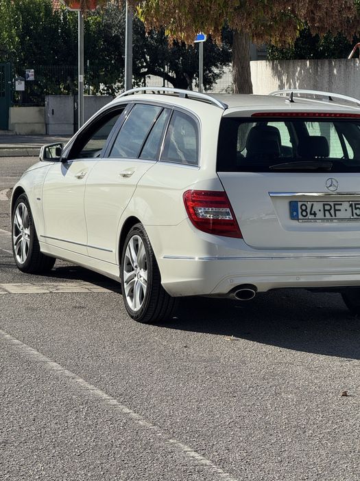 Vendo mercedes c220d ano 2011/12