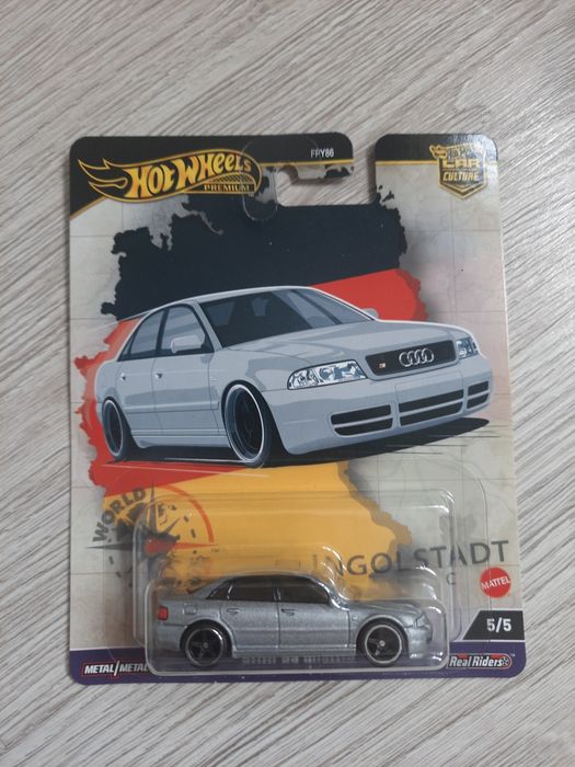 Hot Wheels Premium Audi A4 Quattro