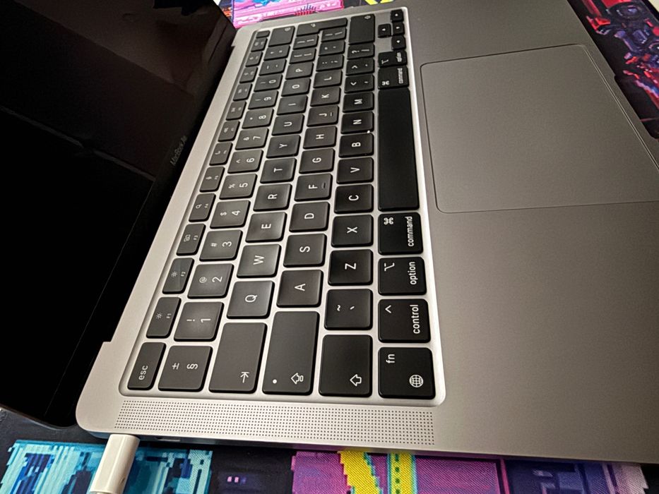 MacBook Air M1 16 GB Ram, 512 Pamięć, Space Gray