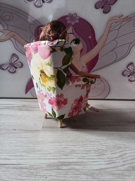 Lalki barbie,meble dla lalek,fotel