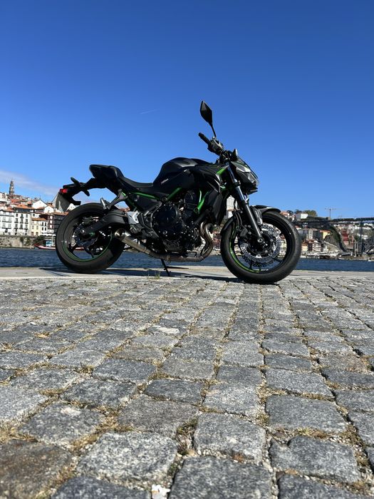 Kawasaki Z650 de 2024 Quase nova