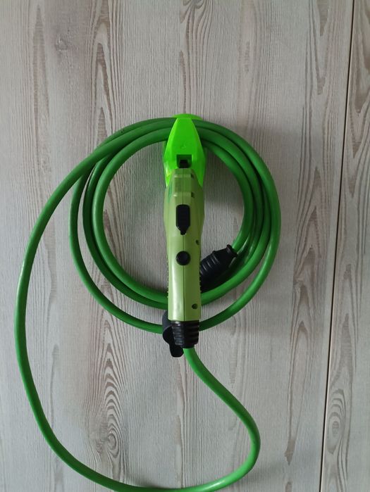 Держатель зарядки электромобиля charge holder.