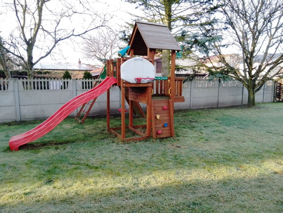 Plac zabaw Junge Gym