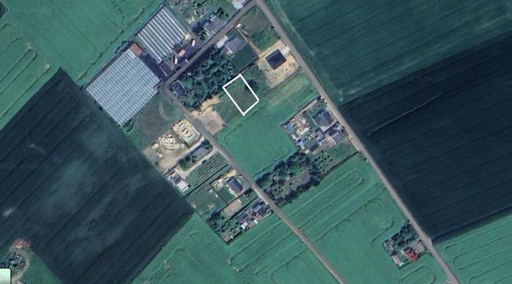 Na sprzedaż działka budowlana 922 m² – blisko miasta, z pozwoleniem na budowę - View 2