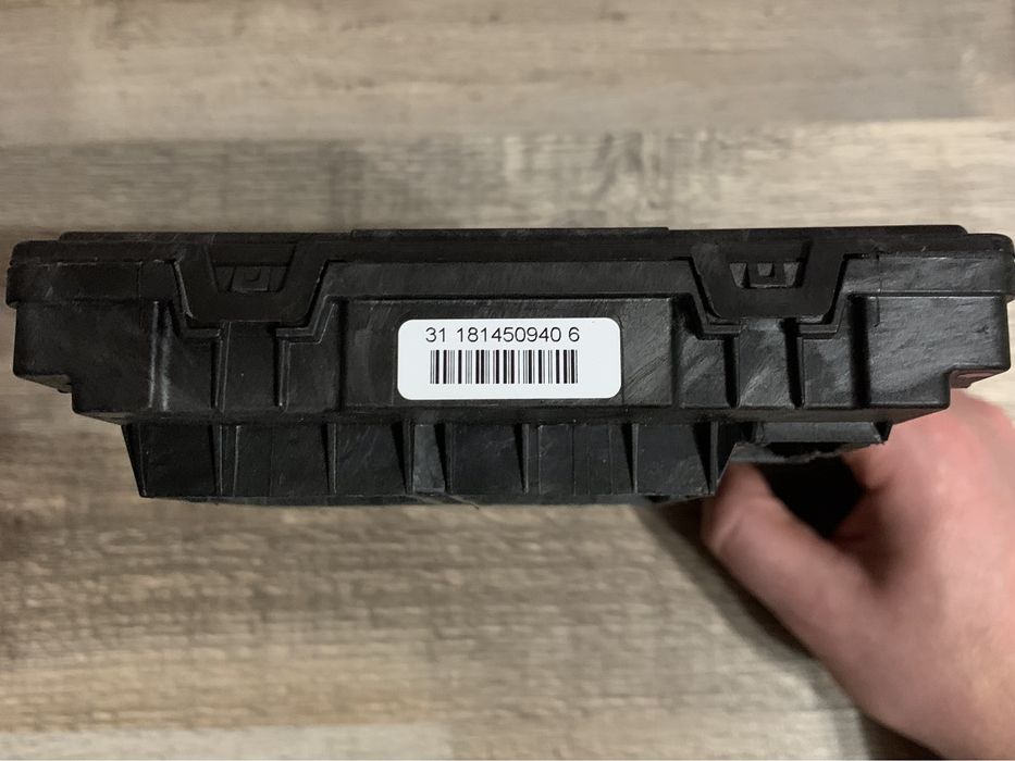 Блок комфорту на Audi A4 B9