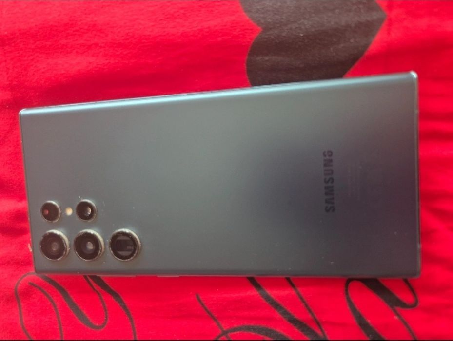 Samsung s22 ultra i buds 2