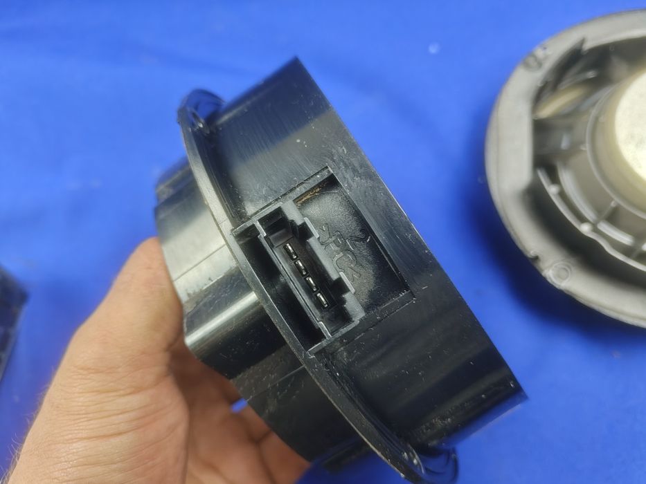 Динаміки передні/ задні Volkswagen Passat B5/ B5+ Touran/ T5