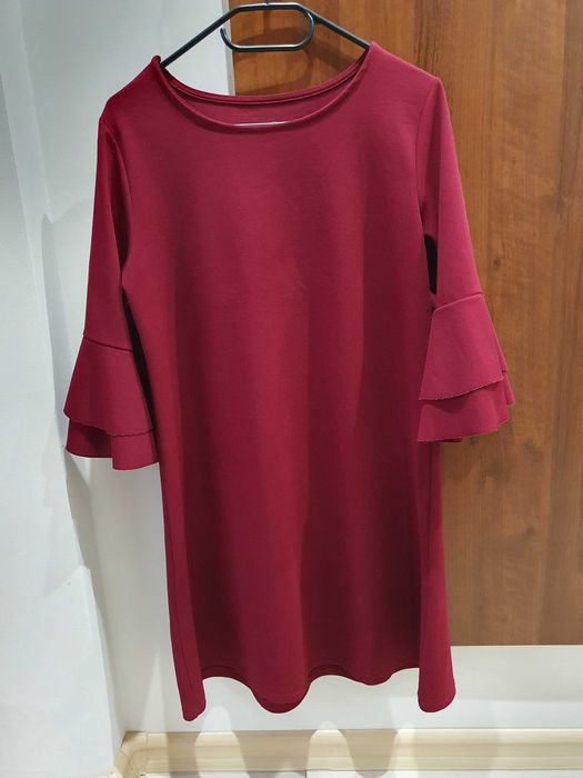 Elegancka sukienka damska rozmiar M