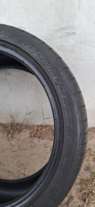 Opona 235/40R18 Dunlop
