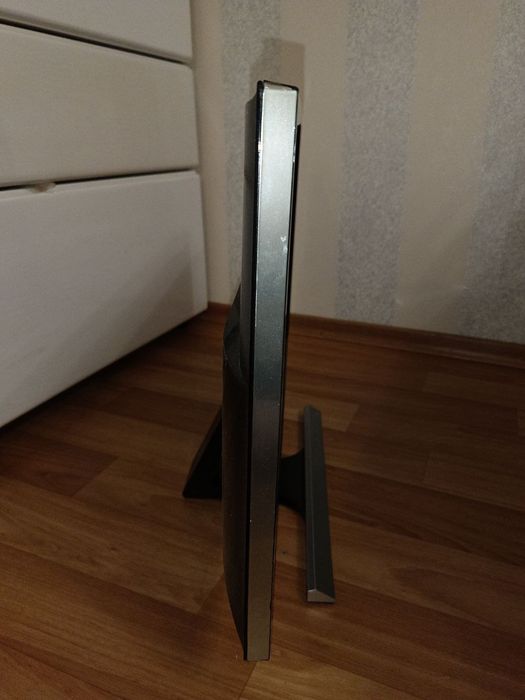 монитор U28E590D