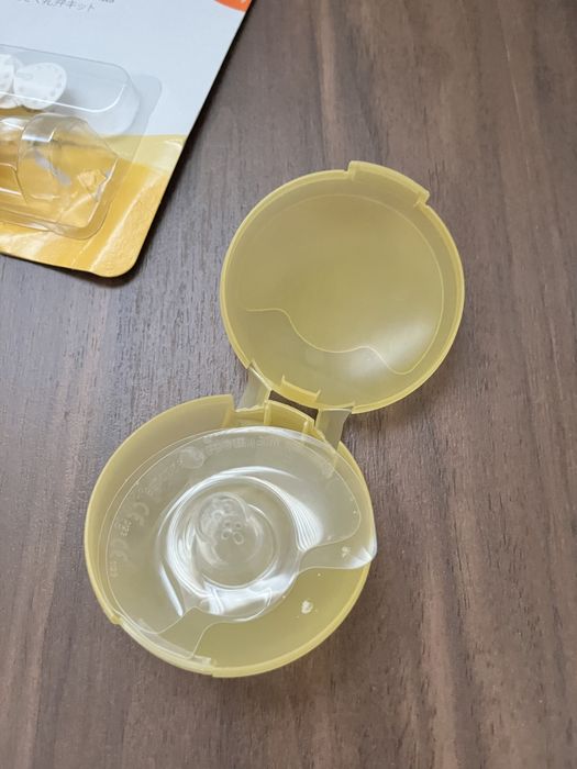 Mamilos silicone/ discos amentação/ creme purelan