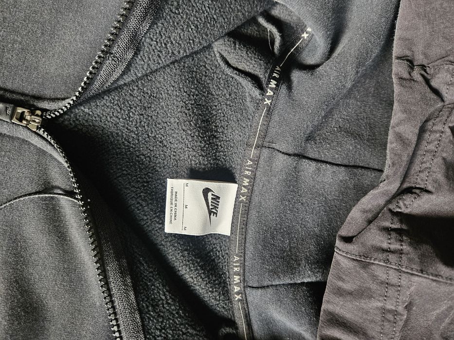 Nike AirMax M czarna bluza rozpinana z kapturem bawełna