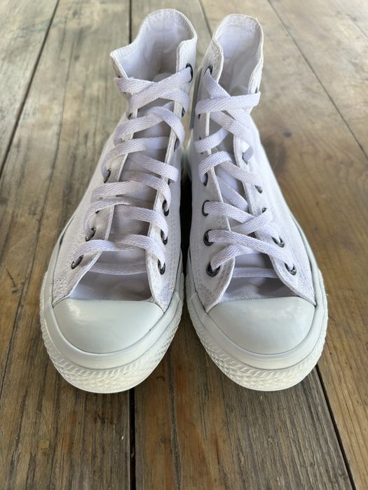 Converse all star білого кольору 37,5 розмір