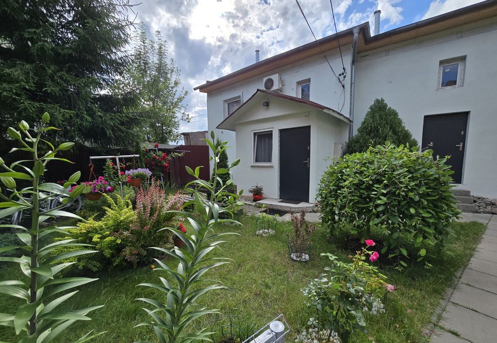 Prywatna kawalerka z klimatyzacją, wejście od ogrodu, centrum miasta