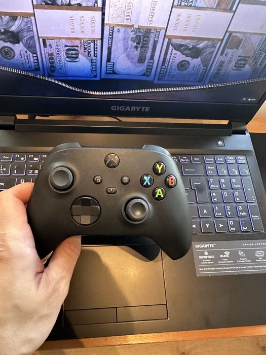 Portatil gaming gigabyte G5 GD