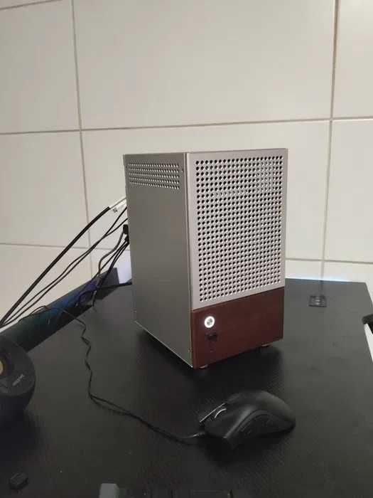 pc gaming ou workstation  ITX - ryzen 9 9900X - RTX 5060 TI - 32GB - 2TB