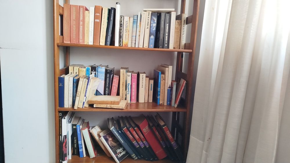 583 Livros de vários tipos