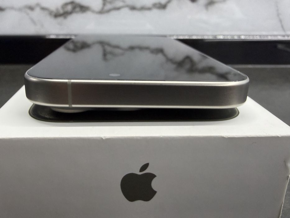 Идеал! IPhone 15 pro 256gb Natural Titanium