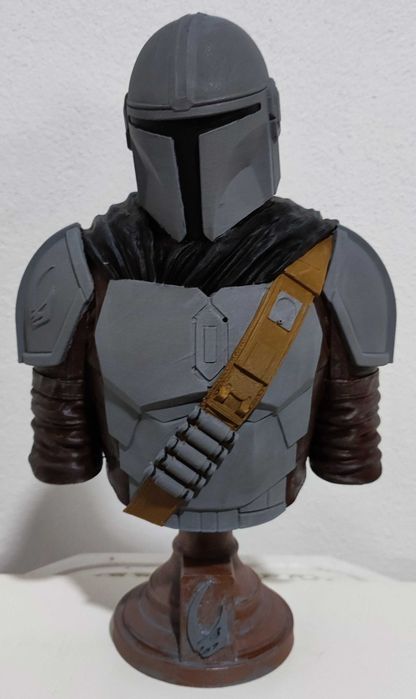 Mandalorian Bust – 20 cm
