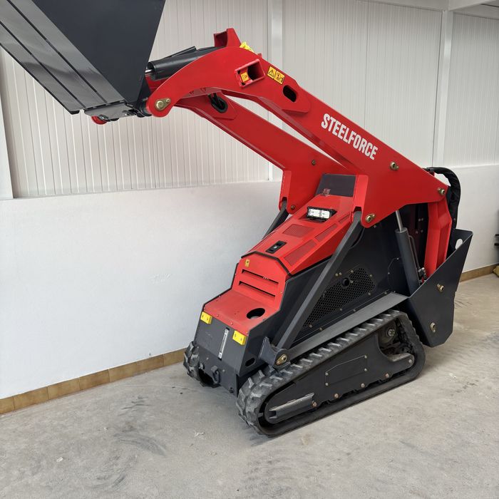 Mini Pá Carregadora SL1000K - Kubota, Danfoss, HANSA Italy