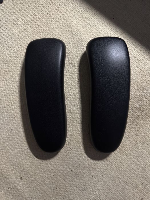 Підлокітники для крісла herman miller aeron