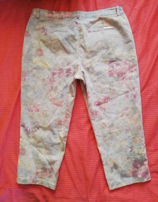 rybaczki w kwiaty pastelowe cienki jeans r. M/L Everywear