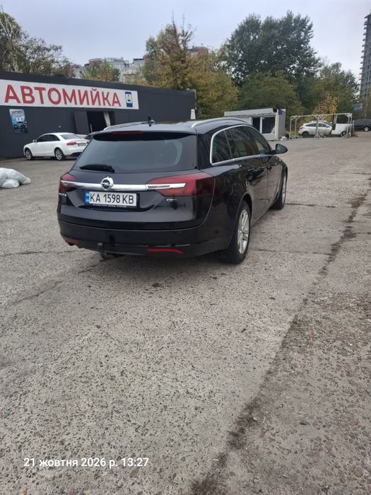 Продам opel insignia