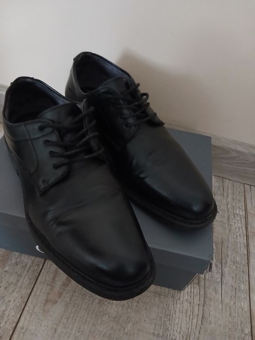 Buty garniturowe 36