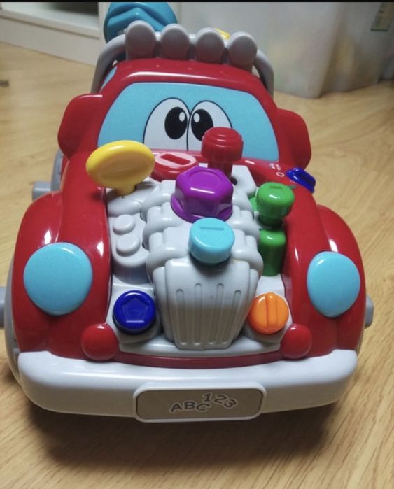 Carro musical infantil com sons e luzes