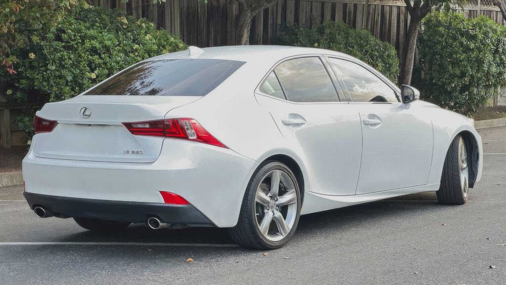 Lexus IS 350      2015