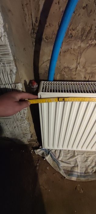 grzejnik dwupanelowy  50x50 cm 50 x 50 De Longhi bdb stan