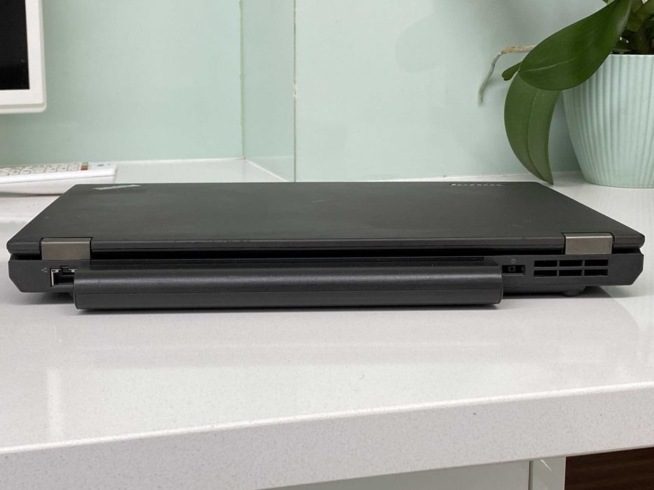 Lenovo T440P -14" -i7 -16GB RAM -c/ SSD