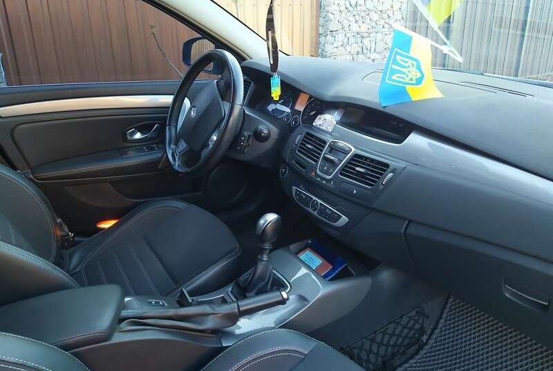 Renault Laguna 2011 року, дизель 1.5 DCI