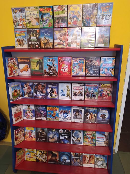kolekcja bajek i filmów dziecięcych Disney Warner itp na DVD 230szt