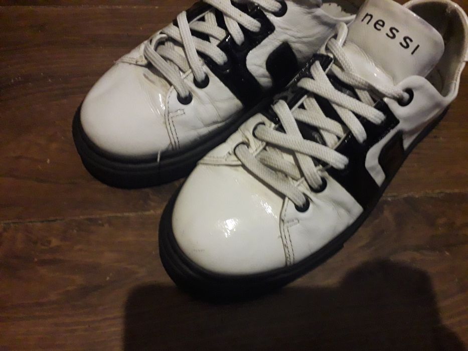 Sneakerssy nessi