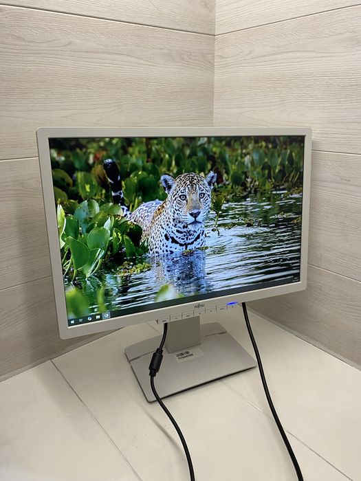 Монітор Fujitsu B22W-6 LED (22") DVI, VGA, DisplayPort