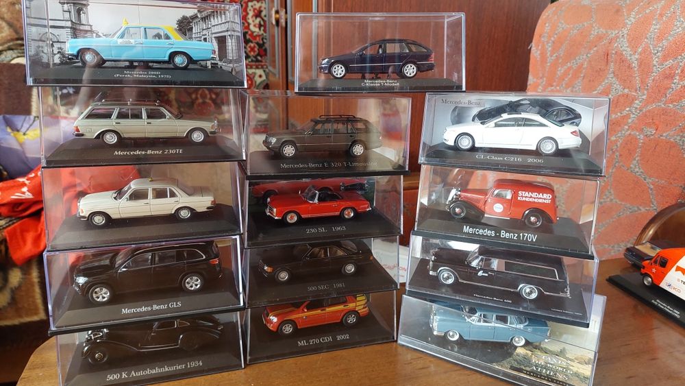 Маштабні моделі 1/43 авто.