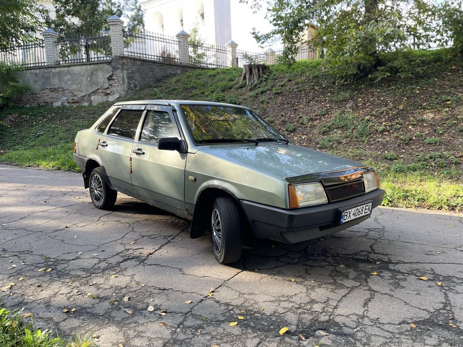 ВАЗ 21099 1.6 бензин.