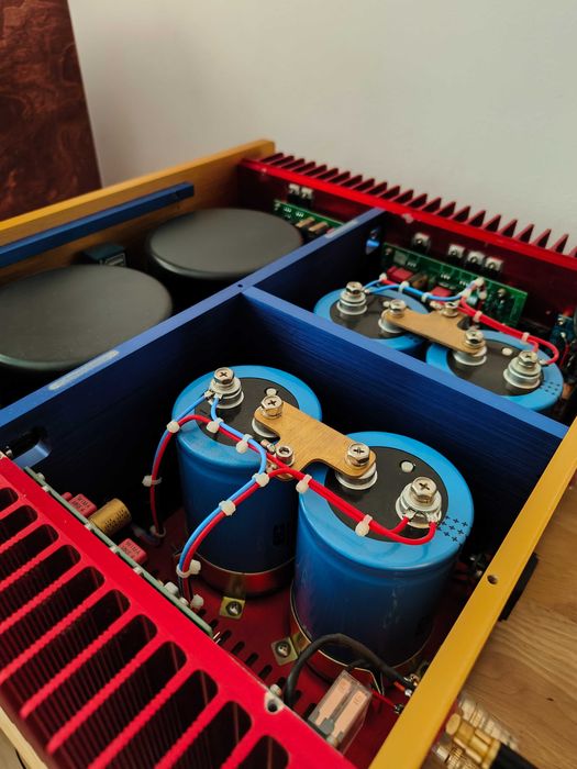 Końcówka mocy klasa A , Dartzeel NHB-108, 140Wx2