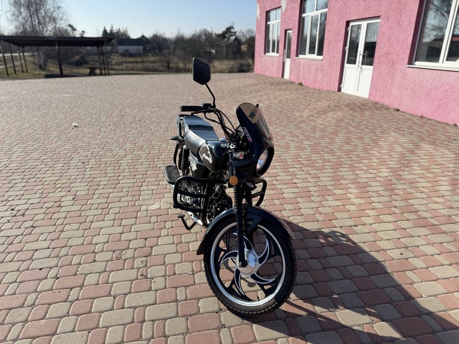 Mustang 125 з документами