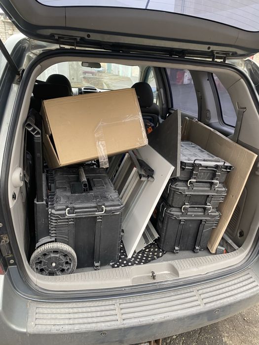 Киа карнивал  2.7 газ бензин