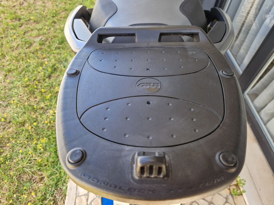 Honda ADV 350 - muito estimada