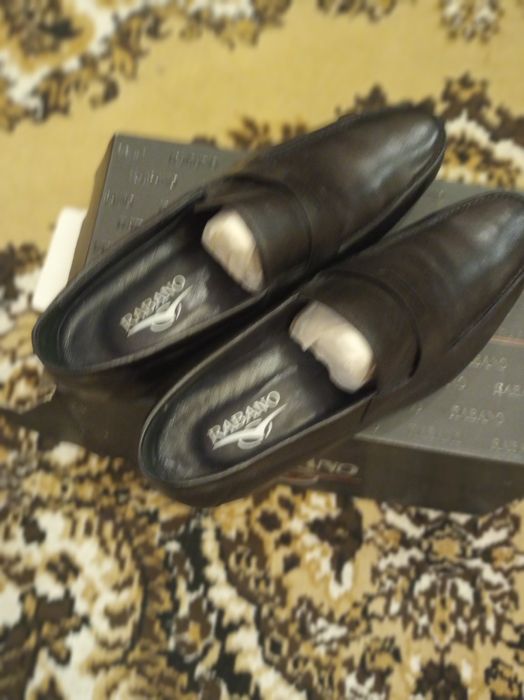 Нові шкіряні туфлі з натуральної шкіри 44 розмір